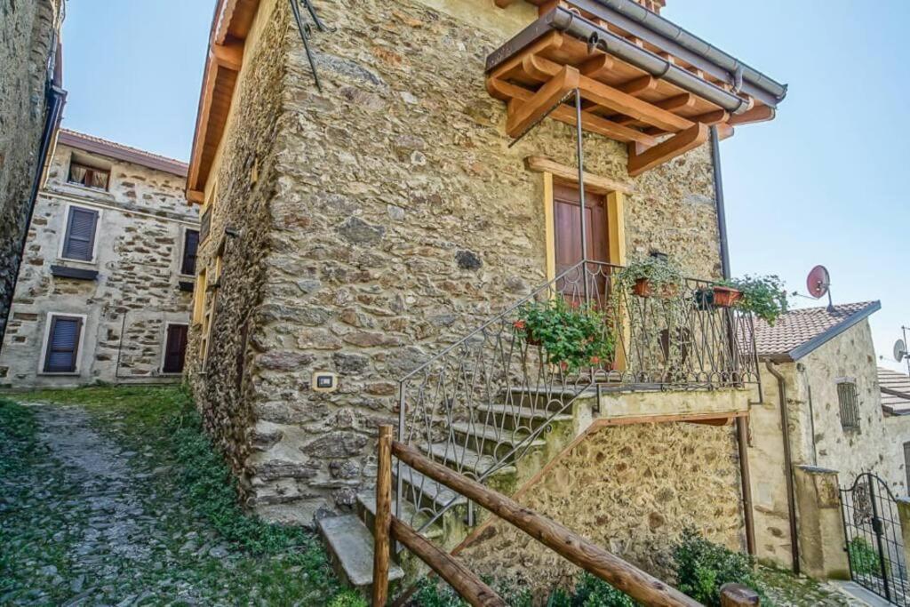 Chalet La Terrazza Vista Lago Bellano Kültér fotó